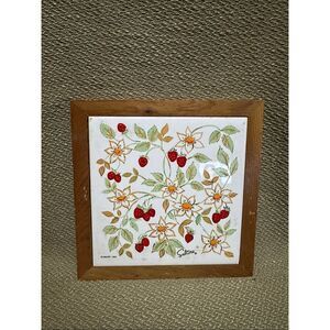Vintage 1983 Himark by Strawberry Patch Trivet Wall Hanging Plaque 7.25”